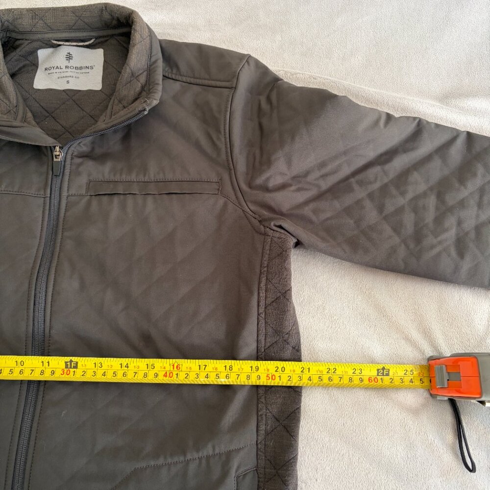 Royal Robbins quilted gray lightweight warm jacket - Picture 2 of 6
